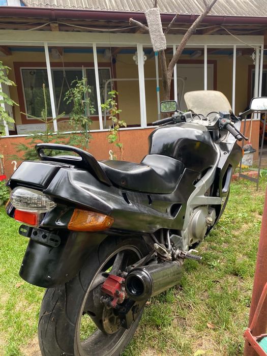 Kawasaki zzr 600