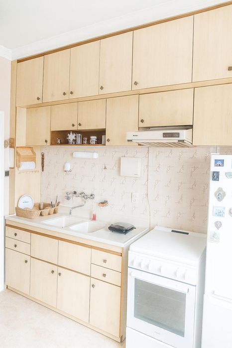 Дава се под наем Тристаен апартамент в Пловдив, Кючук Париж - 86 кв.м за 484.5 € - Снимка #1