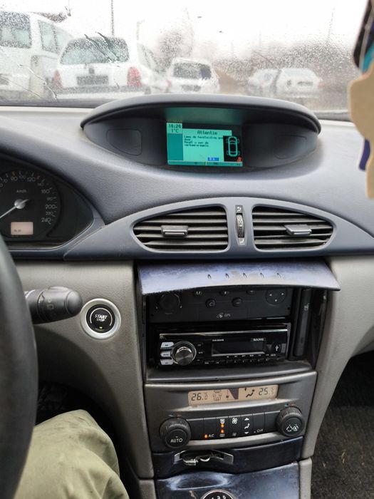 Рено лагуна На части 2005г. 1,9 дци Reno laguna