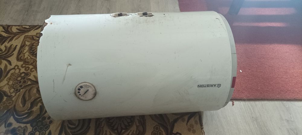 Продам Аристон  рабочий