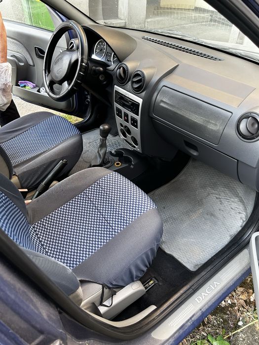 Dacia Logan 2005