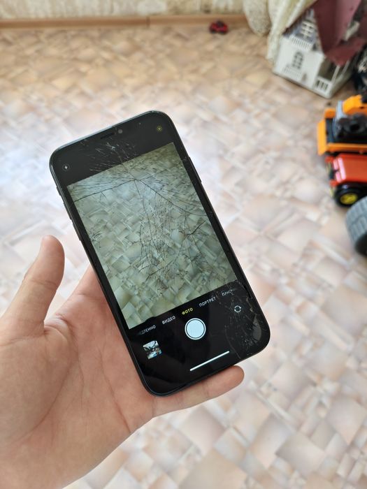 IPhone xr 64 гига ТОРГ