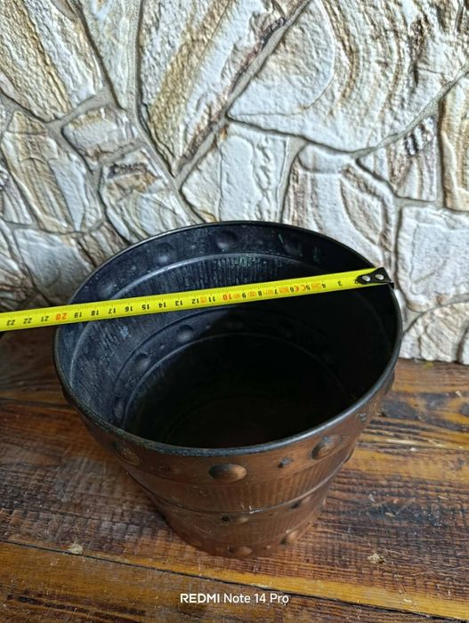 Стара кашпа саксия