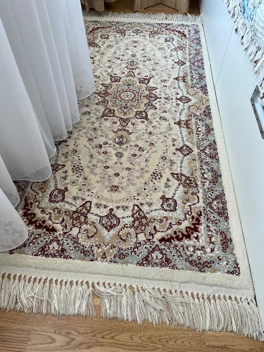 Продам ковры в хорошем состоянии