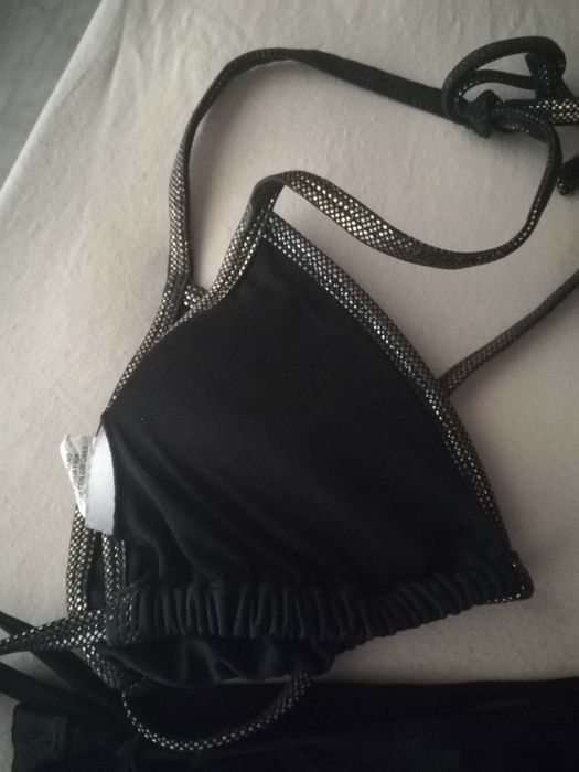 Бански 2 части - черен, цвят сьомга и плажна туника