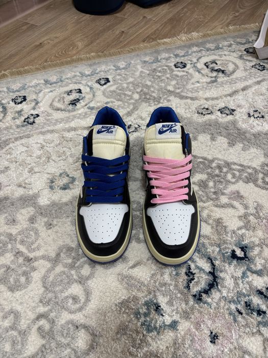 Продам nike air Jordan кроссовку.