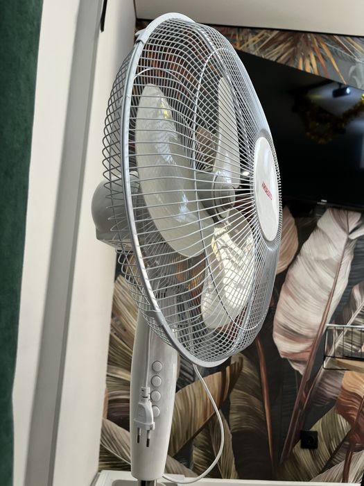 Вентилятор Ardesto FN- 1608CW напольный