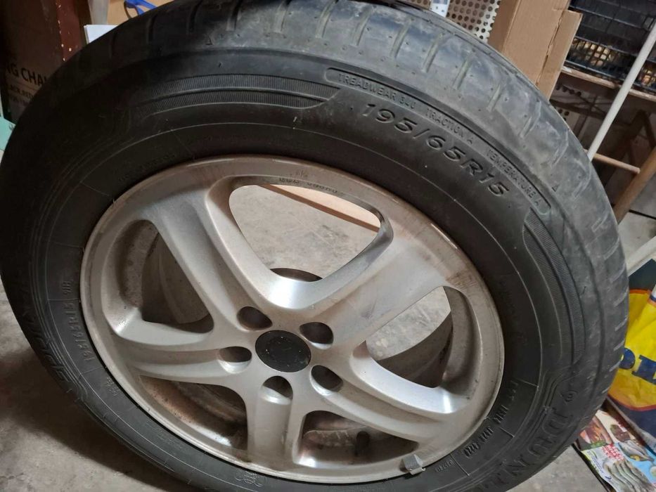 Продавам Шкода Октавия