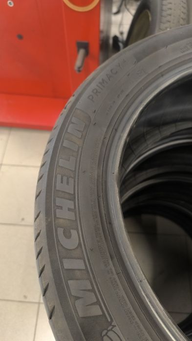 Michelin primacy 4 235/50/19