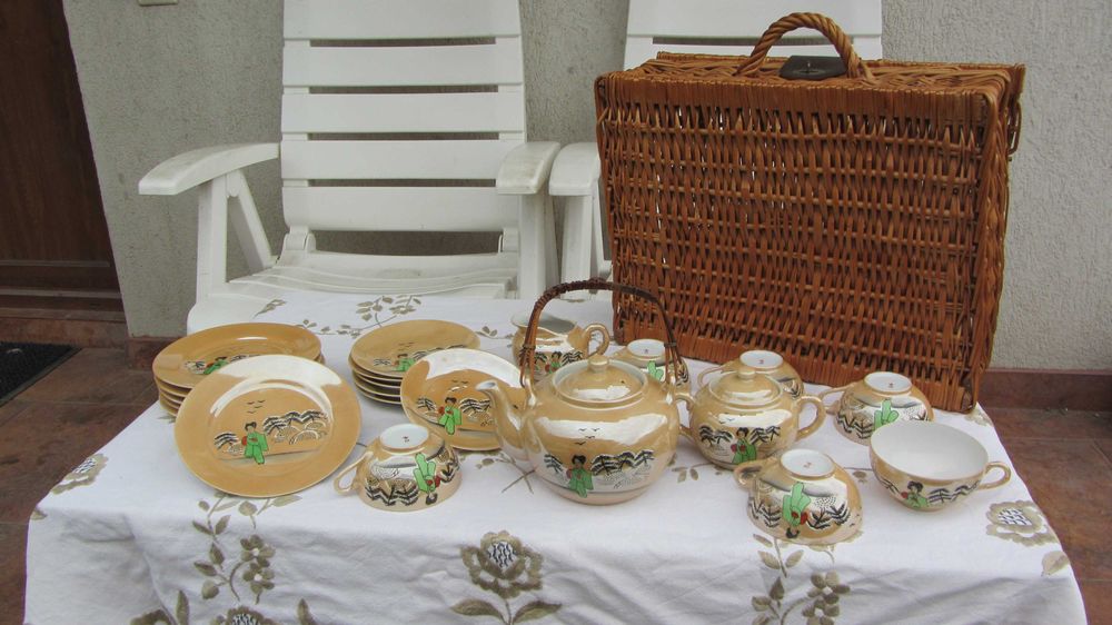 Serviciu picnic cafea ceai portelan chinezesc vechi translucid cu cos
