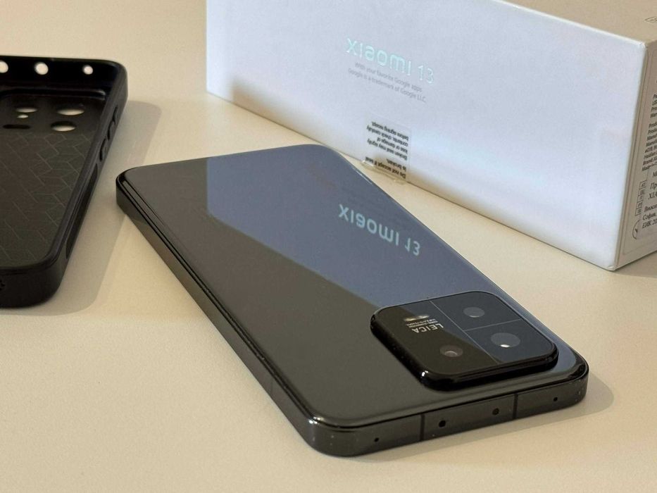 Бартер! Xiaomi 13 256/8GB Black (Черен)