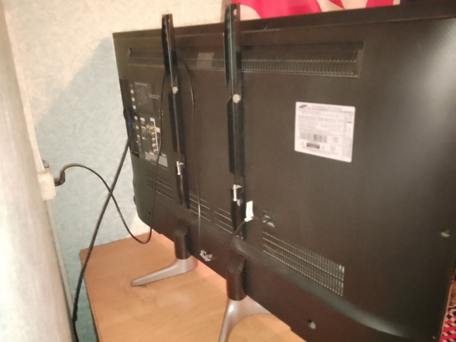 Продаю телевизор Samsung