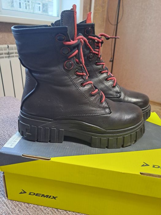 Ботинки клёвые зимние, натуралка