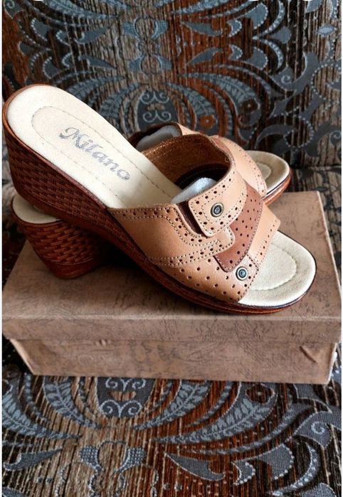 Повседневная обувь