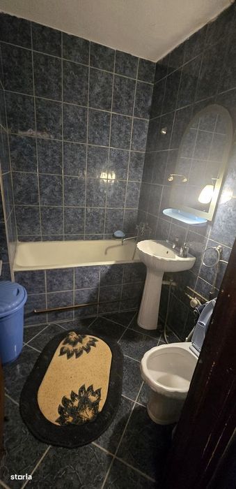 Vanzare apartament 2 camere, etaj 3 , micro 9 Targoviste