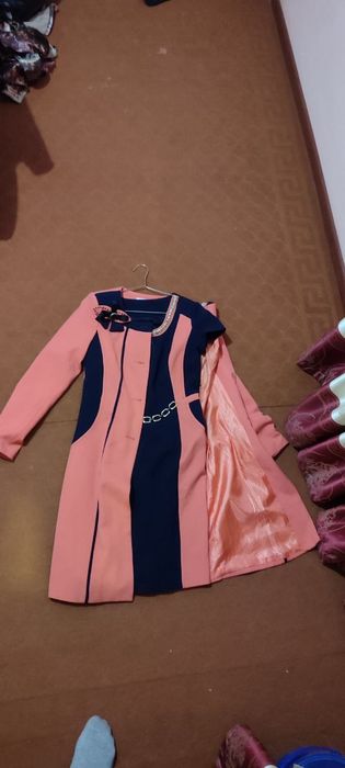 Kiyimlar yangi va 1 . 2 marta kiyilgan