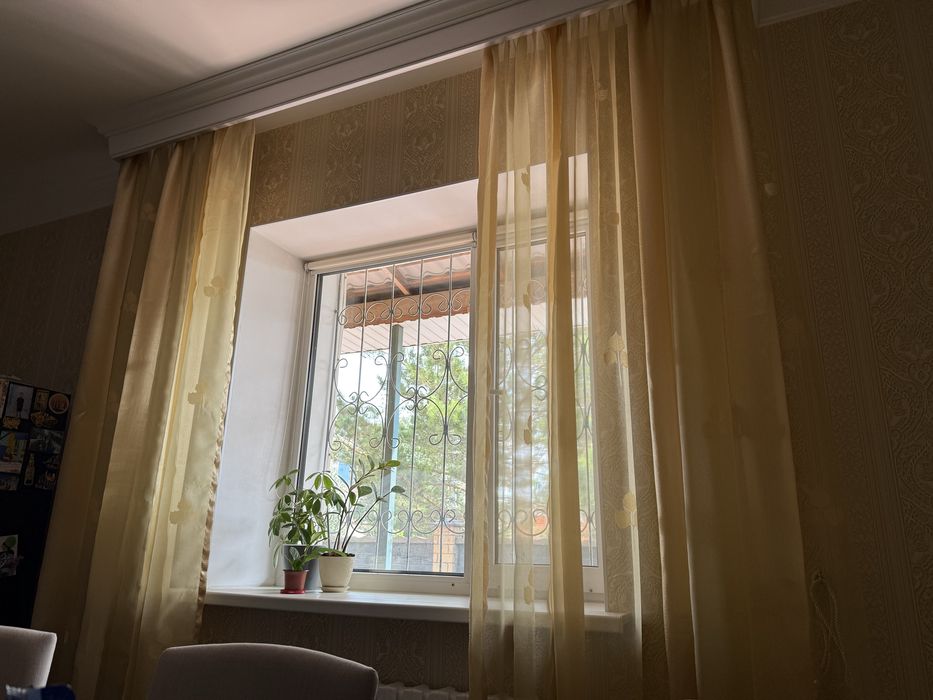 тюль желтые  на кухню