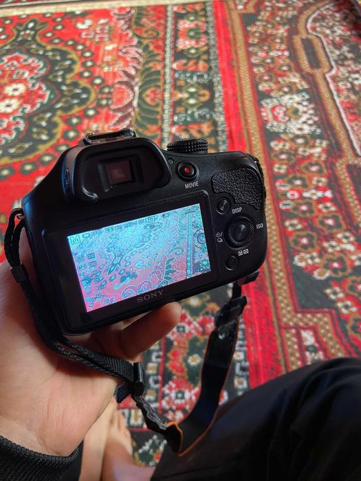 Sony Aplha 3500 (ILCE-3500)+ 18-55mm linza ideal holatda