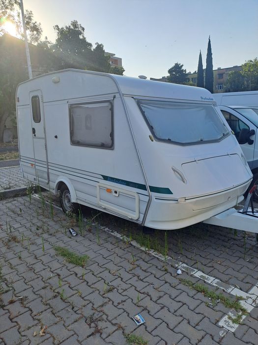 Продавам Каравана в перфектно състояние плюс форселт
