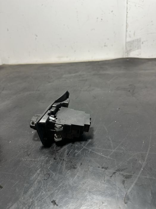 Contact cu cheie BMW Seria 3 E90 E91 E92 E93 | 6964720