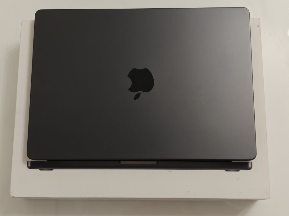 MacBook Pro 14 M5PRO 24/1TB +Nano Display