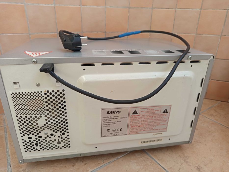 Микроволновка Sanyo