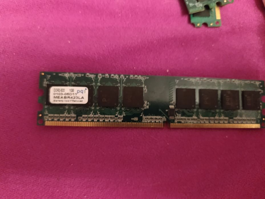Оперативная память DDR 2 - 533 на 1 гигабайт