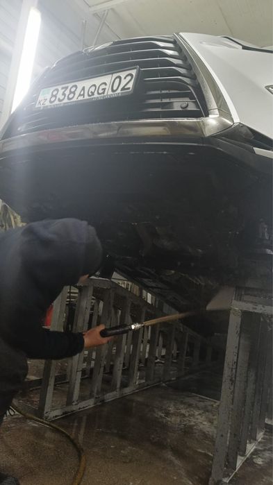 Мойка днища и двигателя