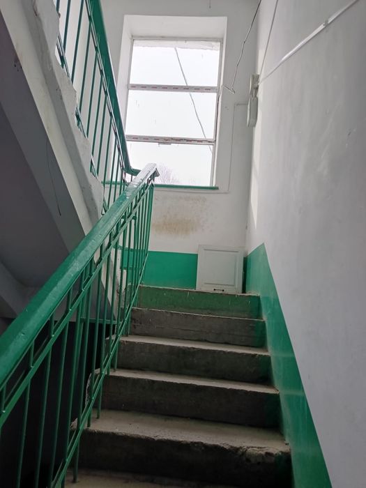 Продам квартиру двухкомнатную