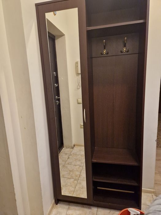 Продам прихожую в отл сост