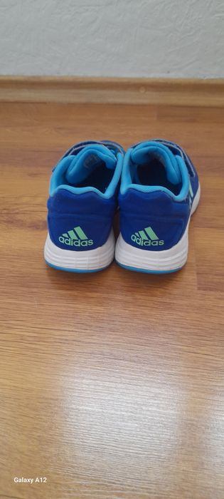 Маратонки  Адидас