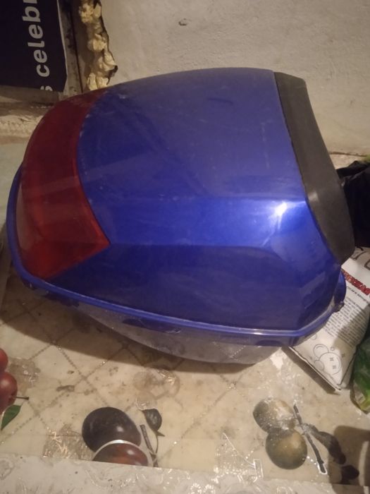 Продам багажник для мото,кофр.