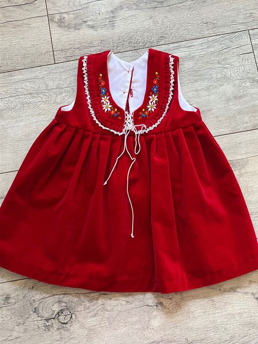 Платьица для девочек