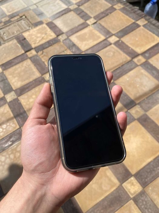 iphone 11 o'rtacha holatda, imei bo'lgan