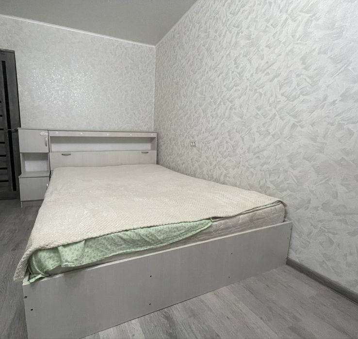 Продам кровать двухспальную