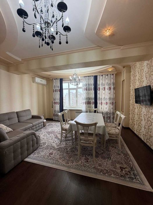 Юнусобод 5-кварталда 2 хонали квартира сотилади, 80 м2