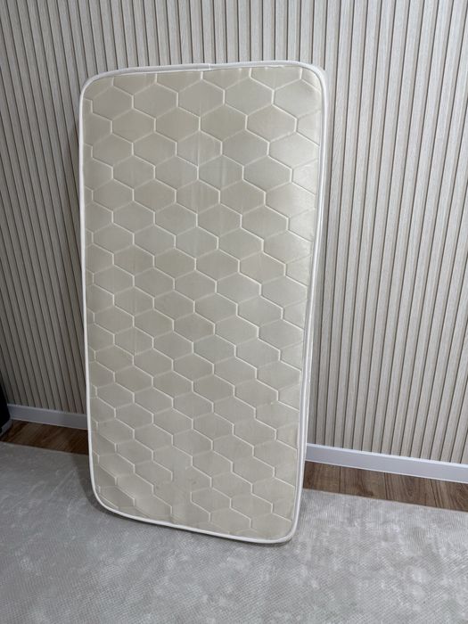 Продается кровать