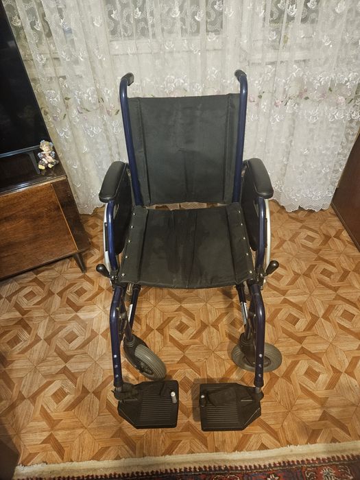 Инвадидная коляска