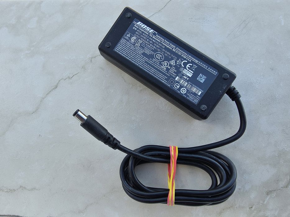 Alimentator boxa BOSE +/-18,1V mufa 7,4mm cu pin