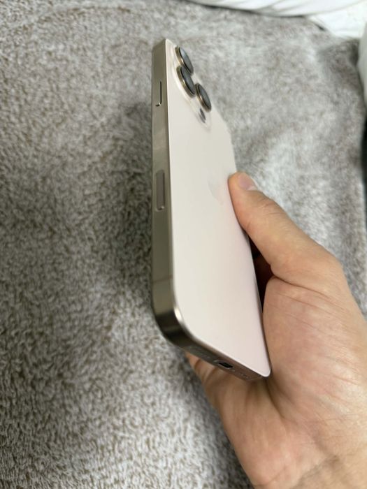 iPhone 16 Pro Max 512GB – Desert Titanium