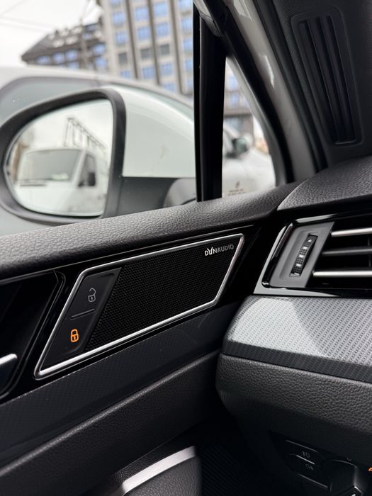 VW Passat B8.5 2.0 TSI 3xR Line Face 94000км