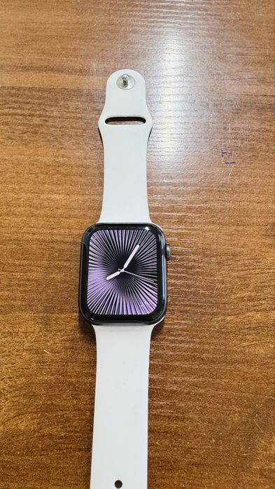 Apple wach siries 6, 44mm aluminum ceramic case.