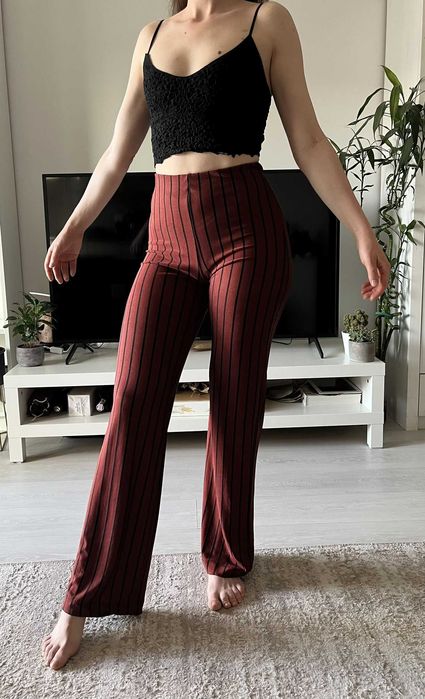 Rochie Vero Moda & Pantaloni bordo evazati