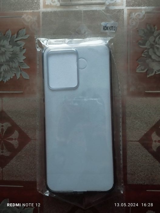 Наушник и чехол и адаптер