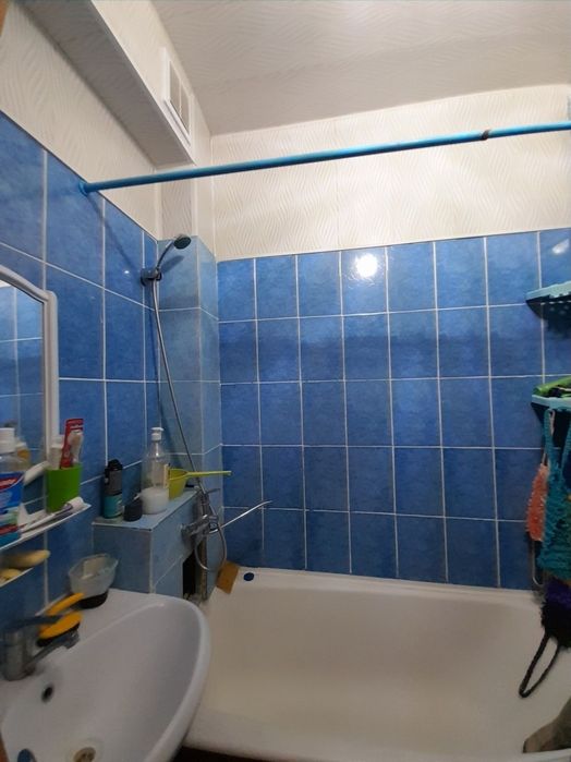 Продам квартиру 4 комнаты