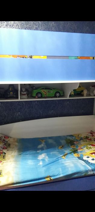 Продам квартиру 3-х комнатную