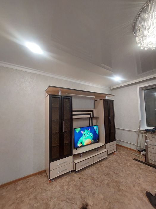 Продам стенку в зал