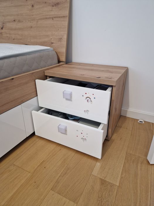 Pat dormitor cu sertare +noptiera 120x200