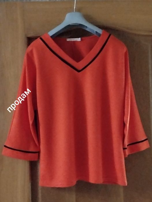 Продам одежду женскую