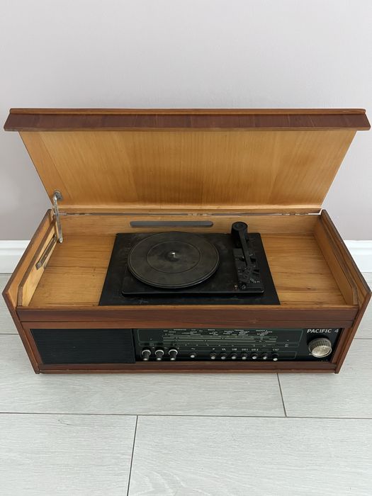 radio cu pickup PACIFIC 4